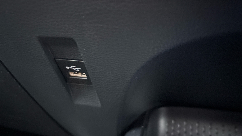 Toyota Corolla 1.8 VVT-i Hybrid Icon Tech 5dr CVT Hybrid Estate